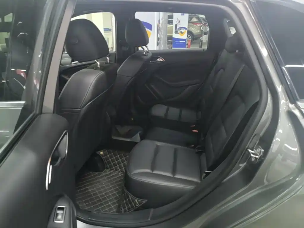 Mercedes-Benz B-Class — миниатюра 17