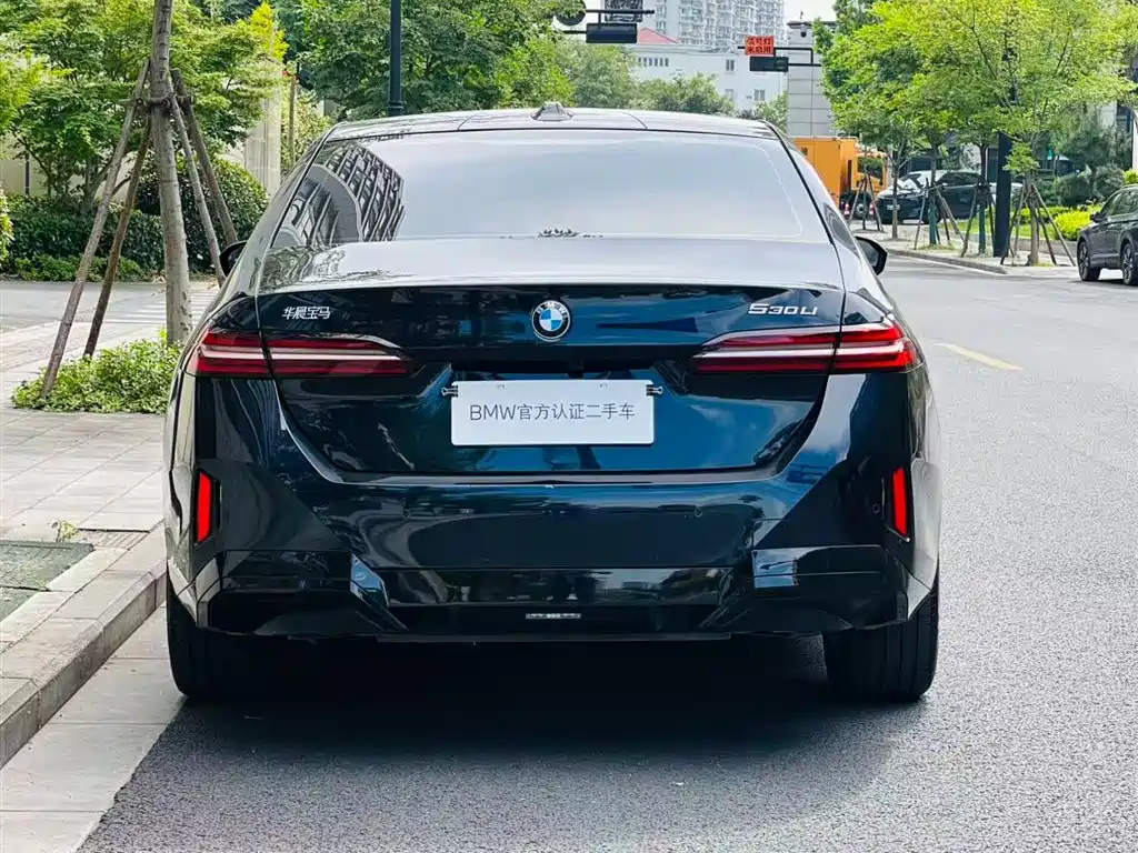 BMW 5 Series 5 2025 530Li Lead M Sport