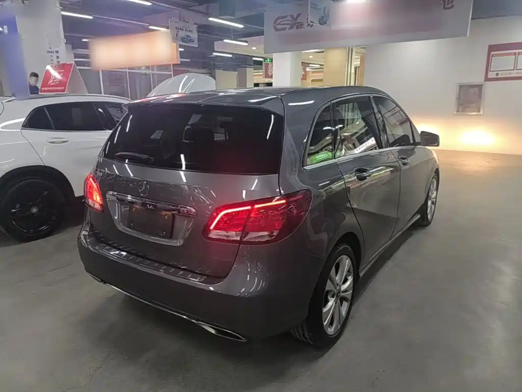 Mercedes-Benz B-Class — миниатюра 7