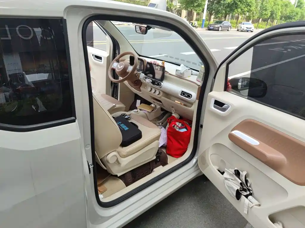 Wuling MINIEV — миниатюра 19