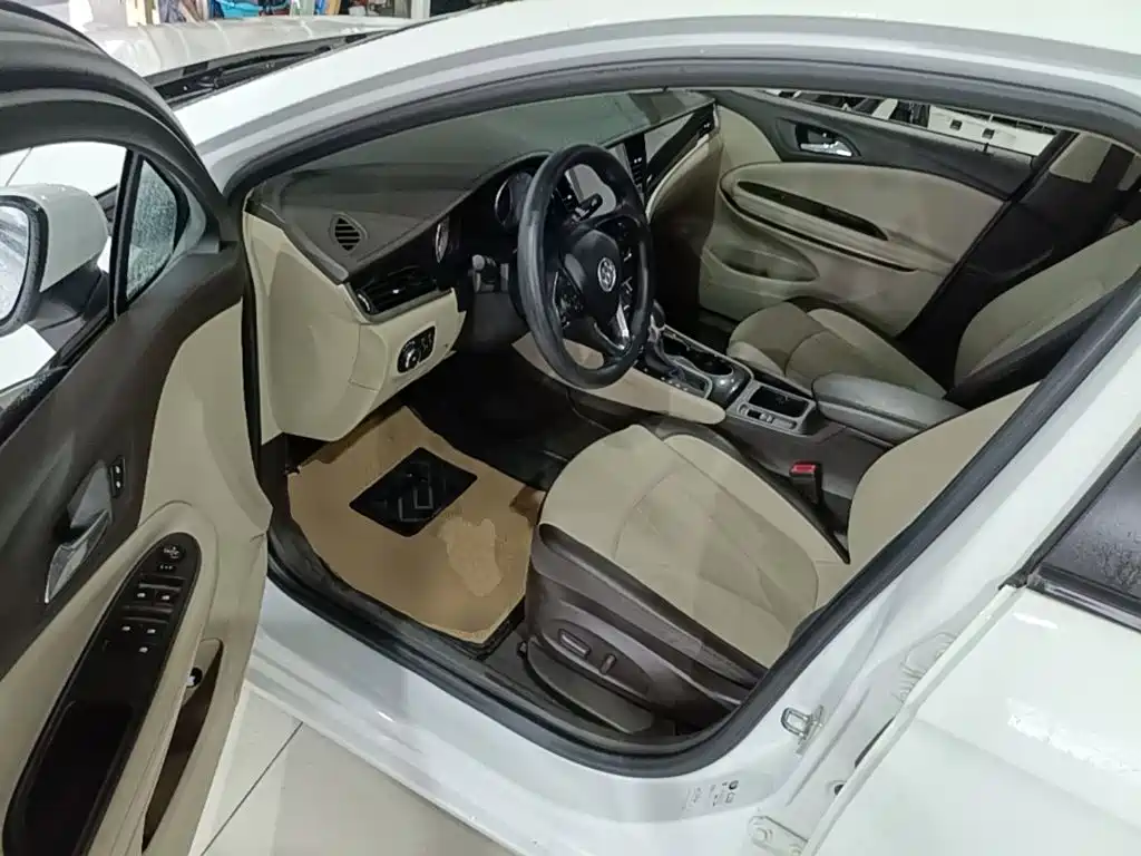 Buick Verano — миниатюра 16