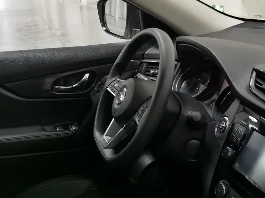 Nissan X-Trail — миниатюра 22