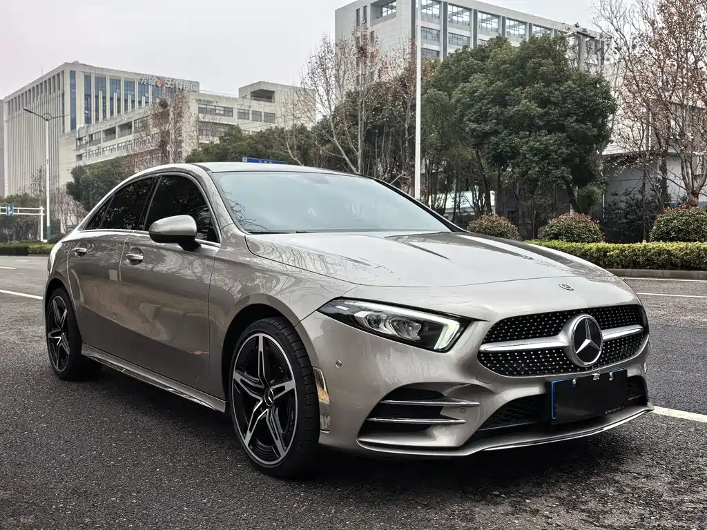 MERCEDES-BENZ A CLASS