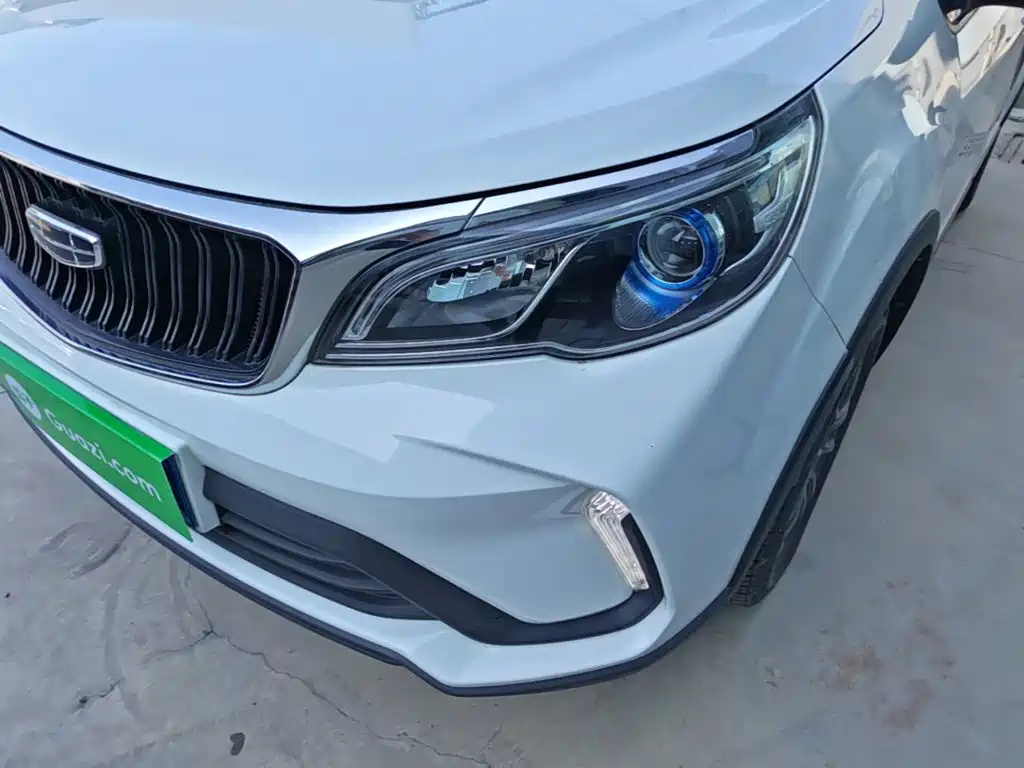Geely Vision X3 — миниатюра 3