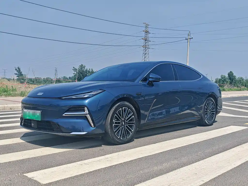 Galaxy Galaxy Xingyao 8 2025