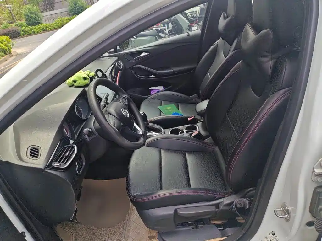 Buick Verano — миниатюра 16