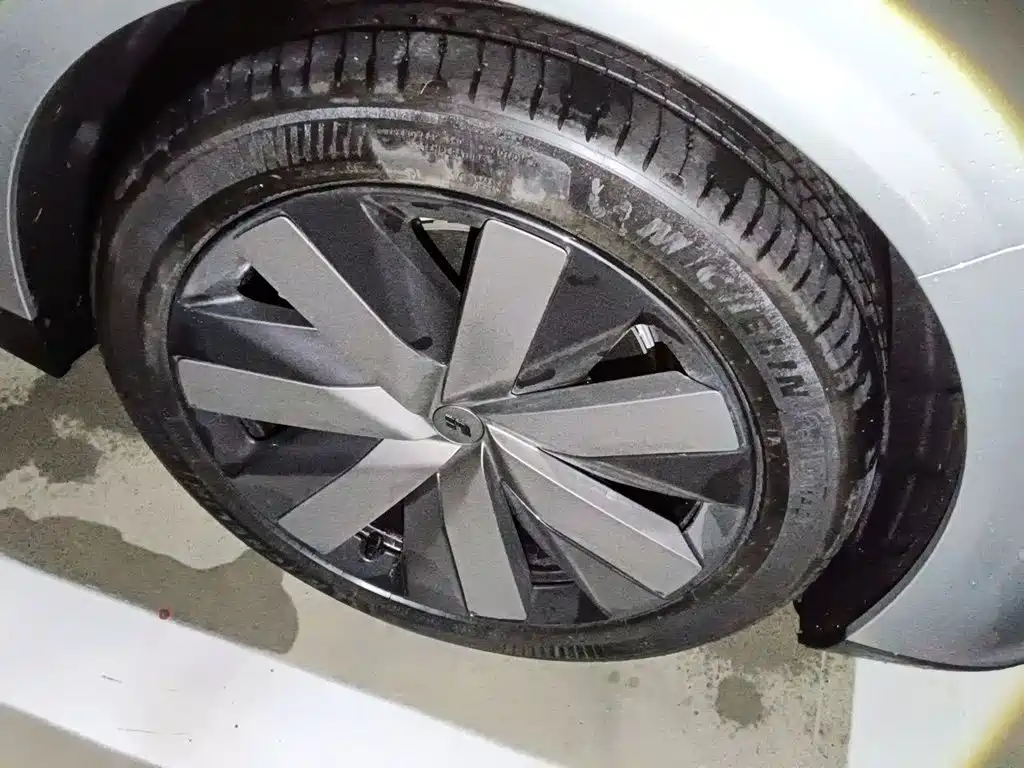 Li Auto Li i6 — миниатюра 25