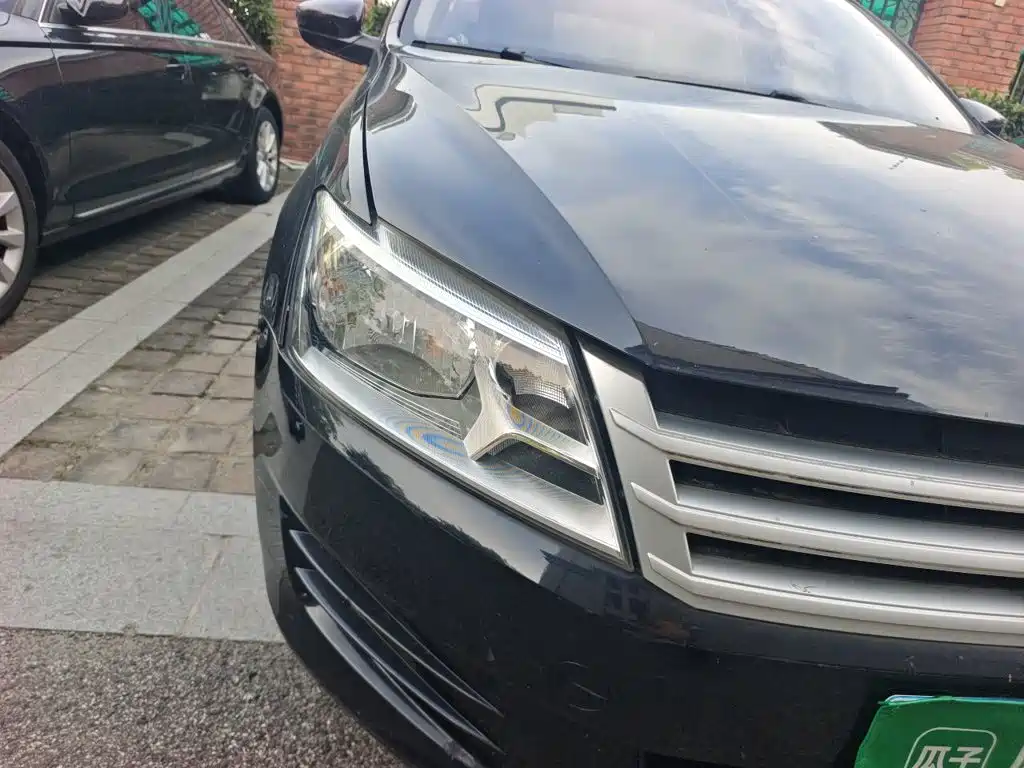 Volkswagen Santana — миниатюра 7