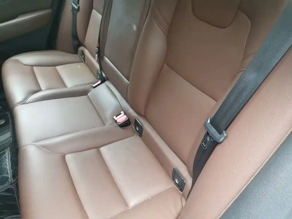 Volvo XC60 — миниатюра 18