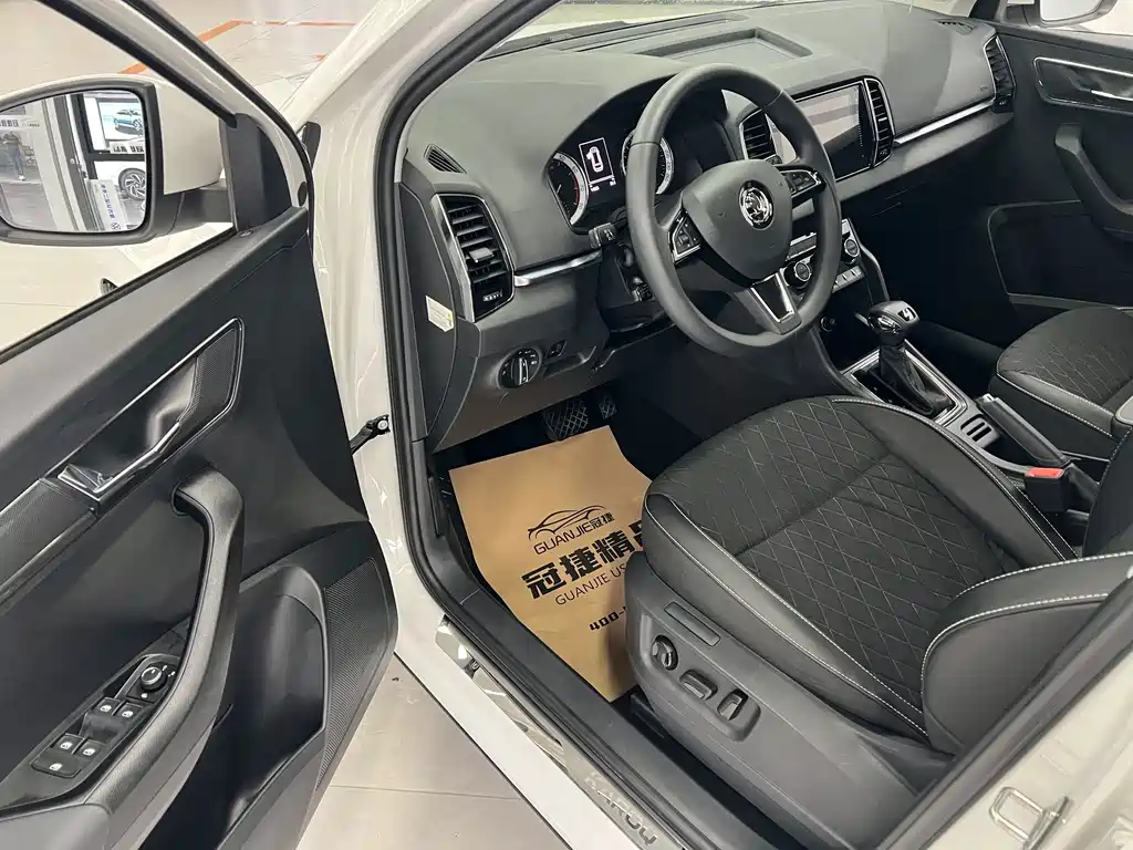 Skoda Karoq — миниатюра 4