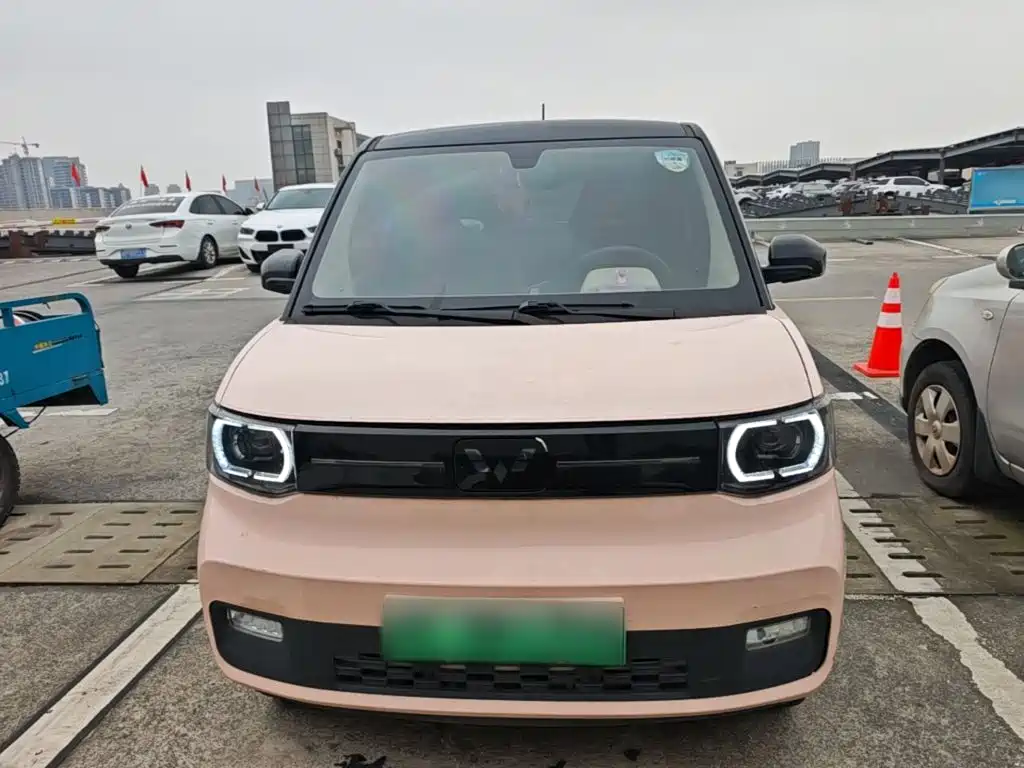 Wuling MINIEV — миниатюра 3