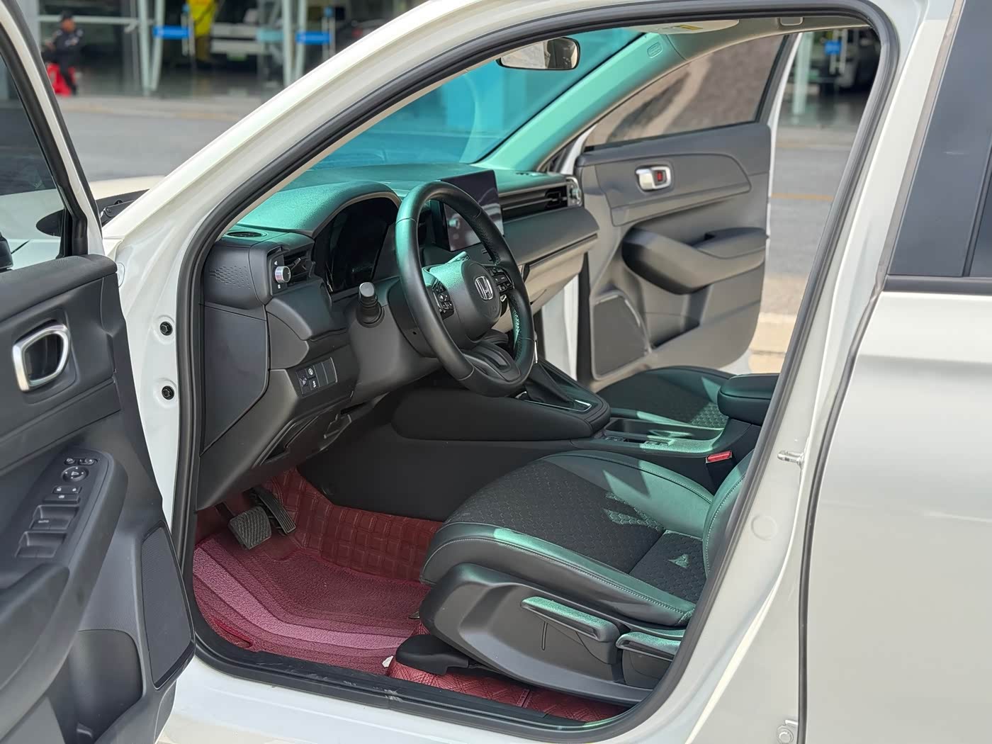 Honda XR-V 1.5 л 2024 г. Белый, пробег 20000 км