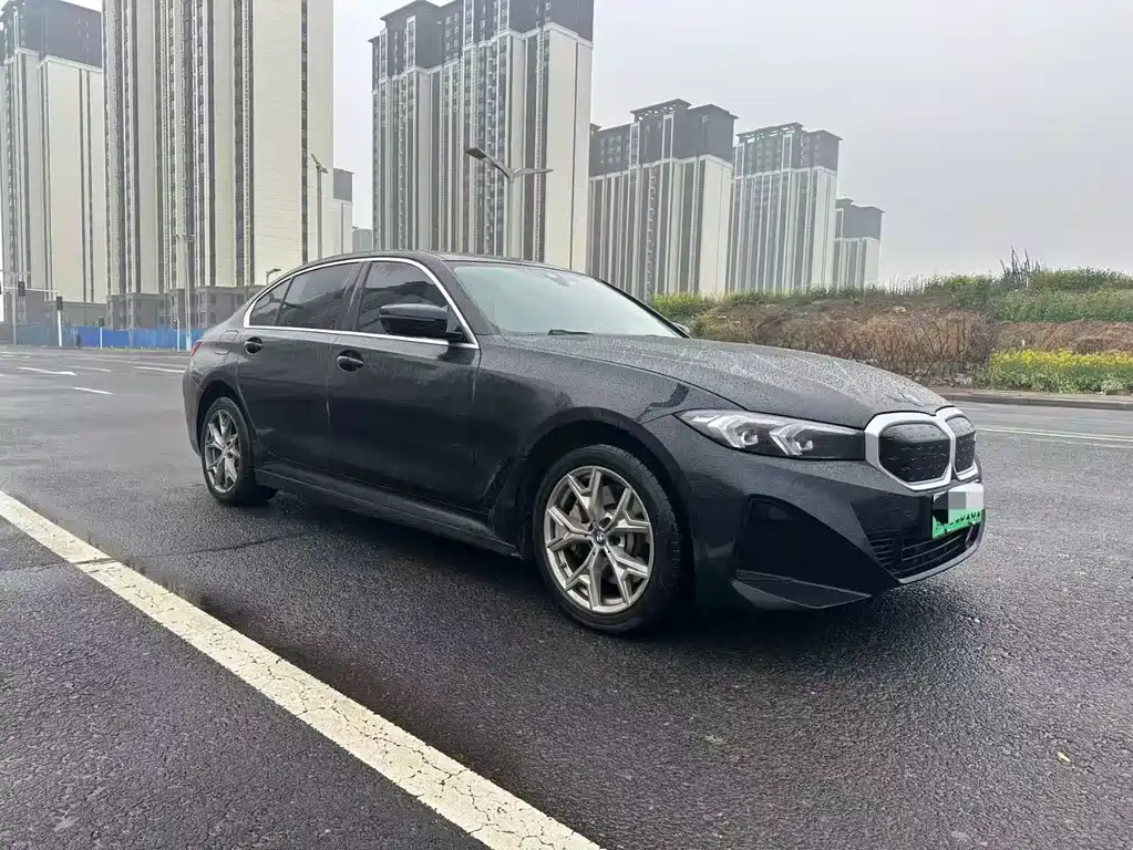BMW i3 2024