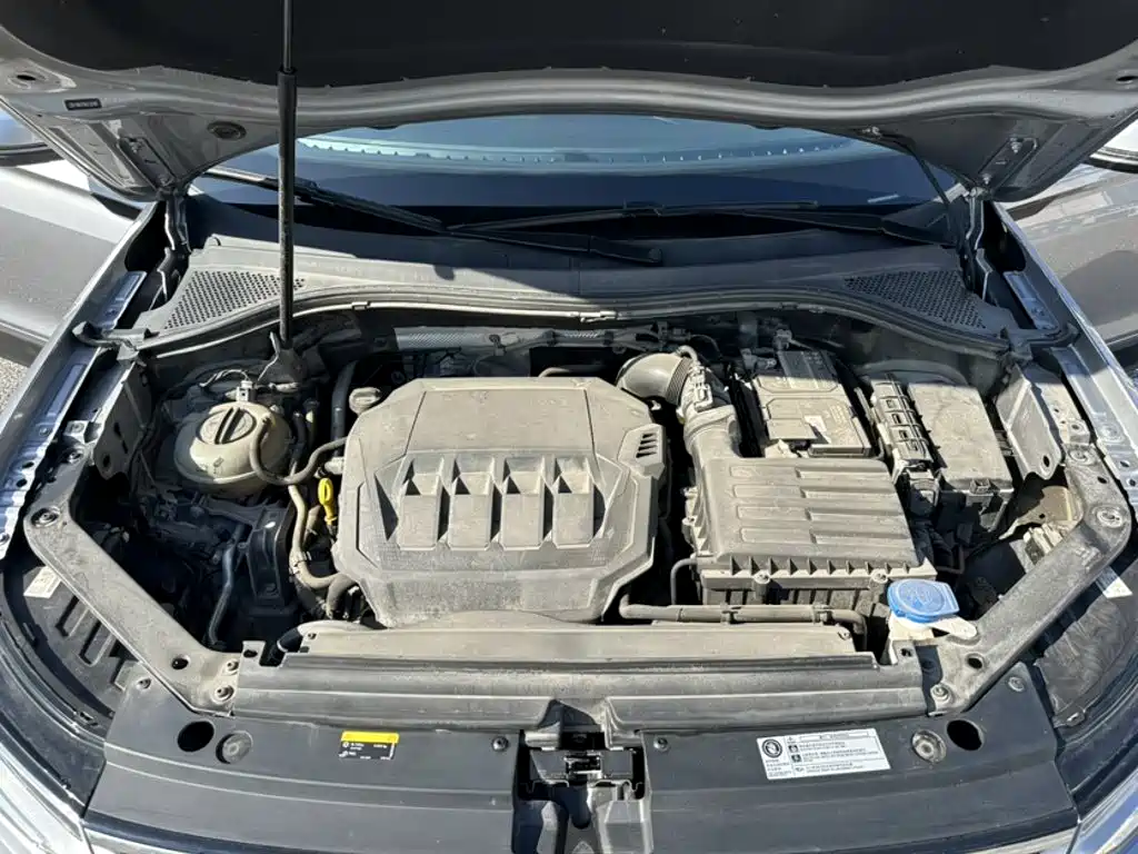 Volkswagen Tiguan L — миниатюра 10