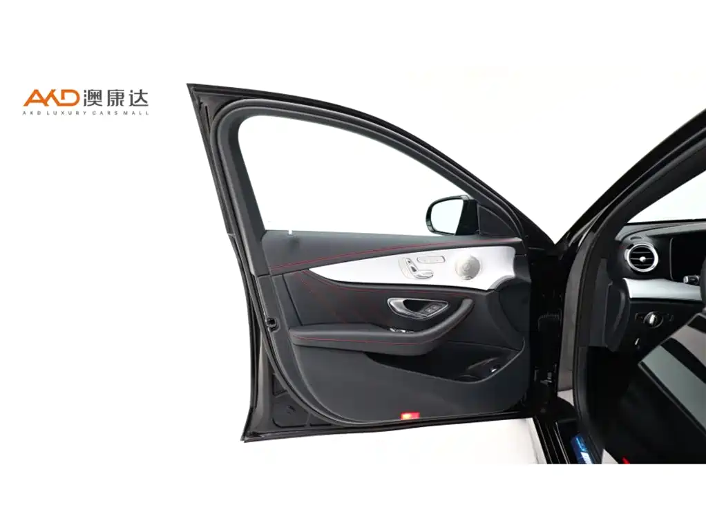 MERCEDES-BENZ E CLASS AMG