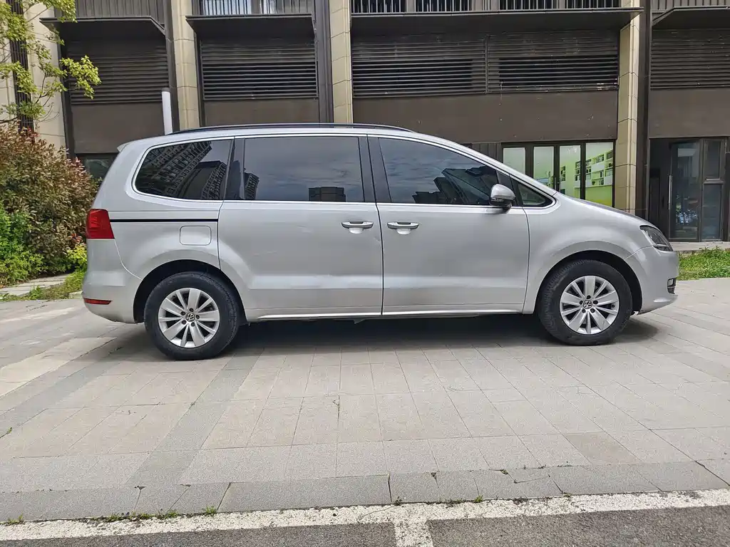 Volkswagen Sharan — миниатюра 4