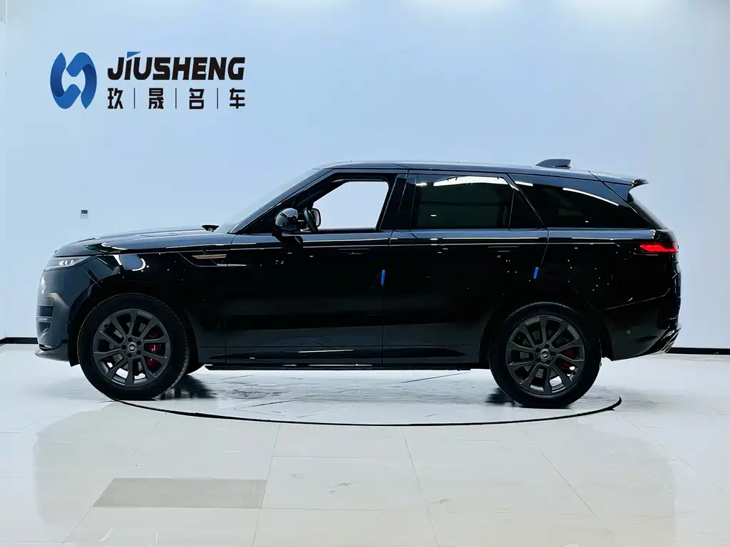 Land Rover Range Rover Sport 2024 400PS Dynamic SE
