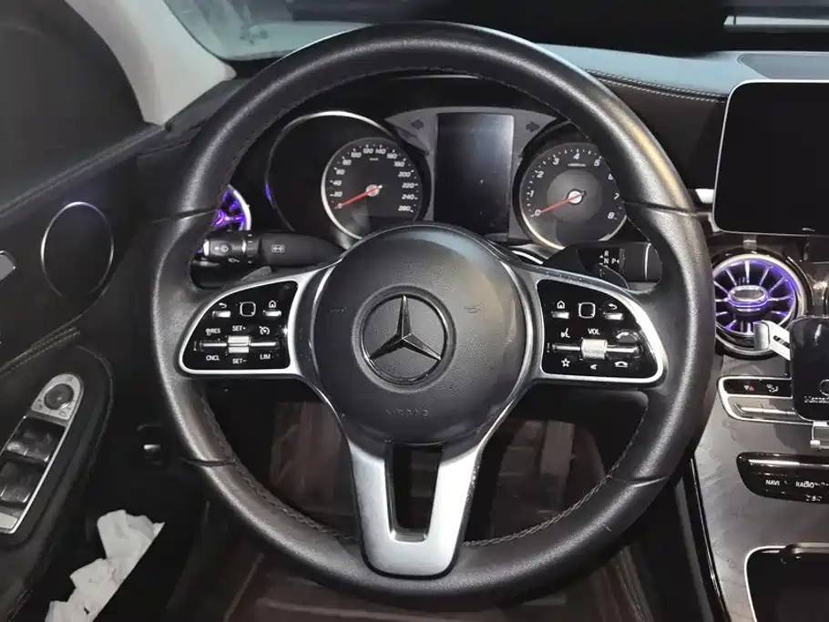 Mercedes-Benz C-Class — миниатюра 15
