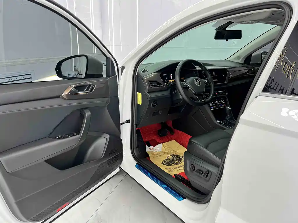 Volkswagen Tharu 2022 280TSI Luxury