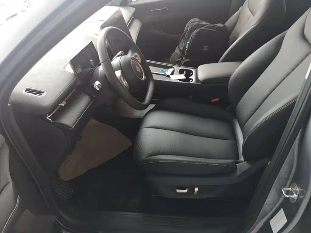 Baojun Yunhai — миниатюра 15