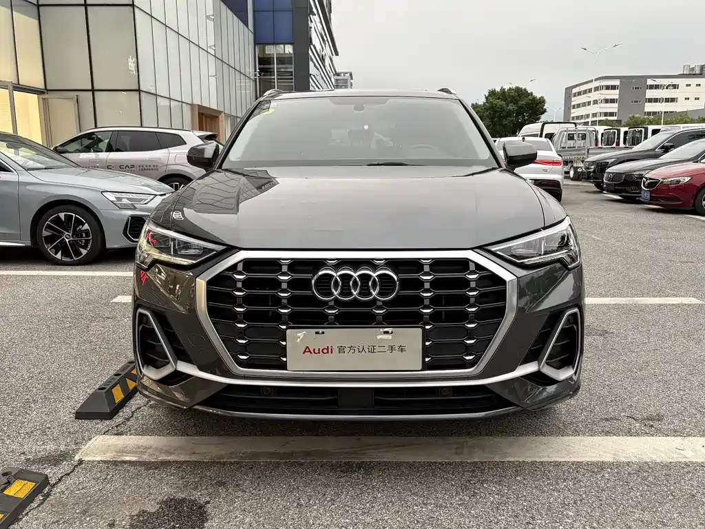 Audi Q3 — миниатюра 2