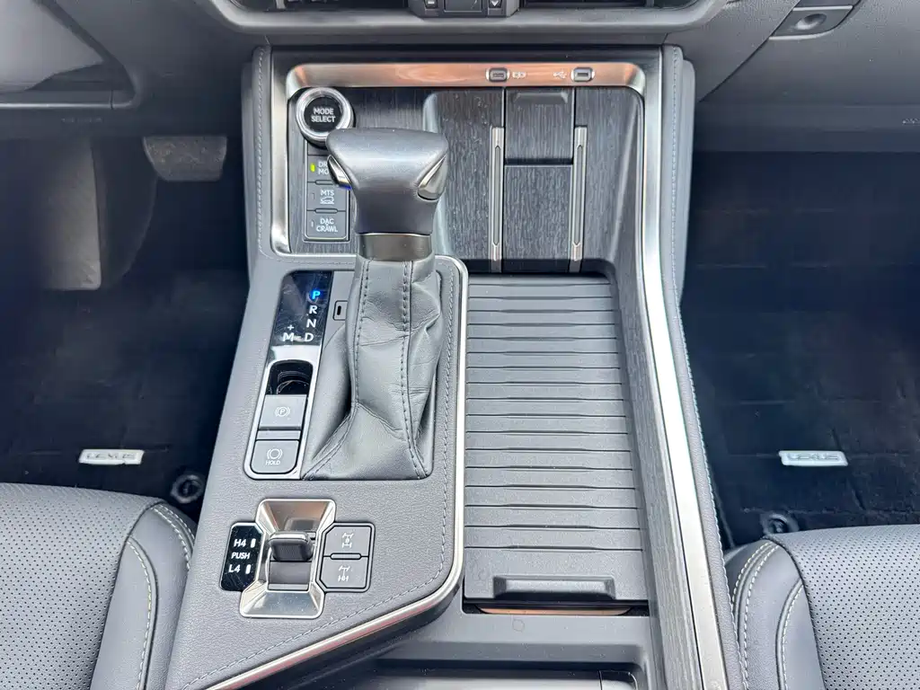 Lexus GX — миниатюра 20