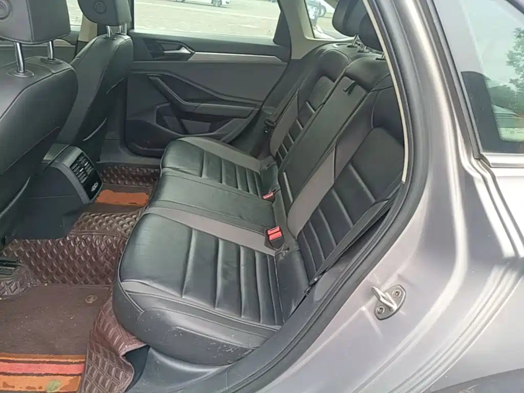 Volkswagen Sagitar — миниатюра 17