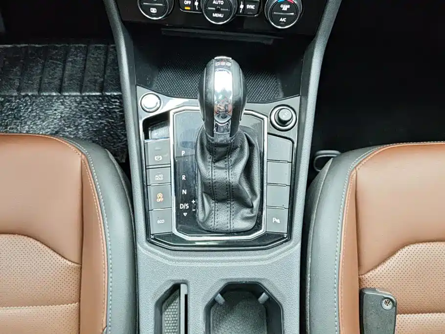 Volkswagen Lavida — миниатюра 16