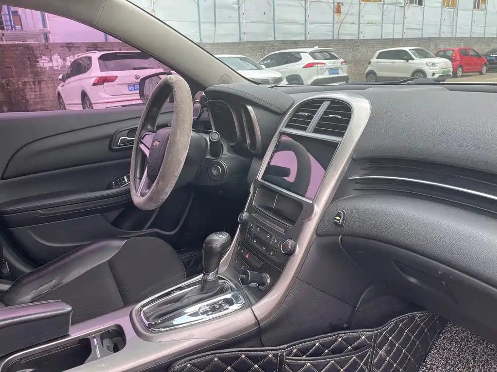 Chevrolet Malibu — миниатюра 11