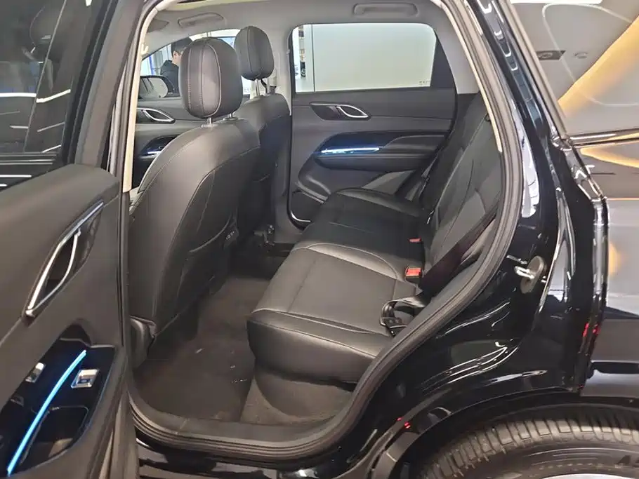 Hongqi Hongqi HS3 PHEV — миниатюра 11