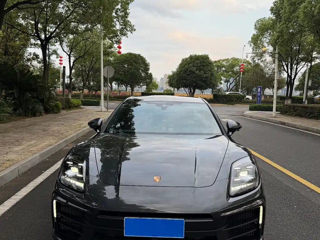 Купить Porsche Panamera