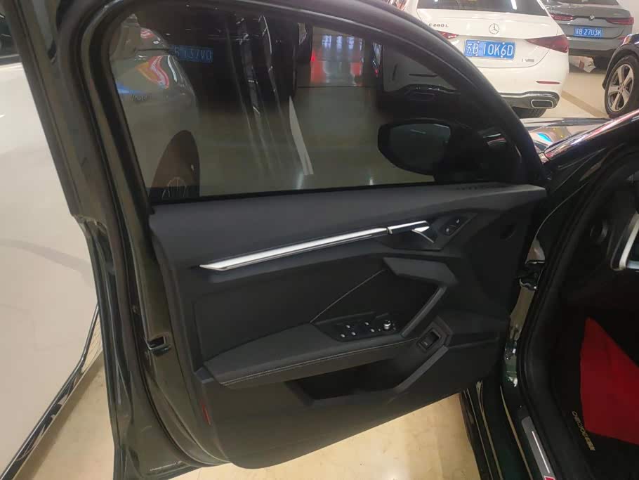 Audi A3 1.4 л 2024 г. Зелёный, пробег 22200 км