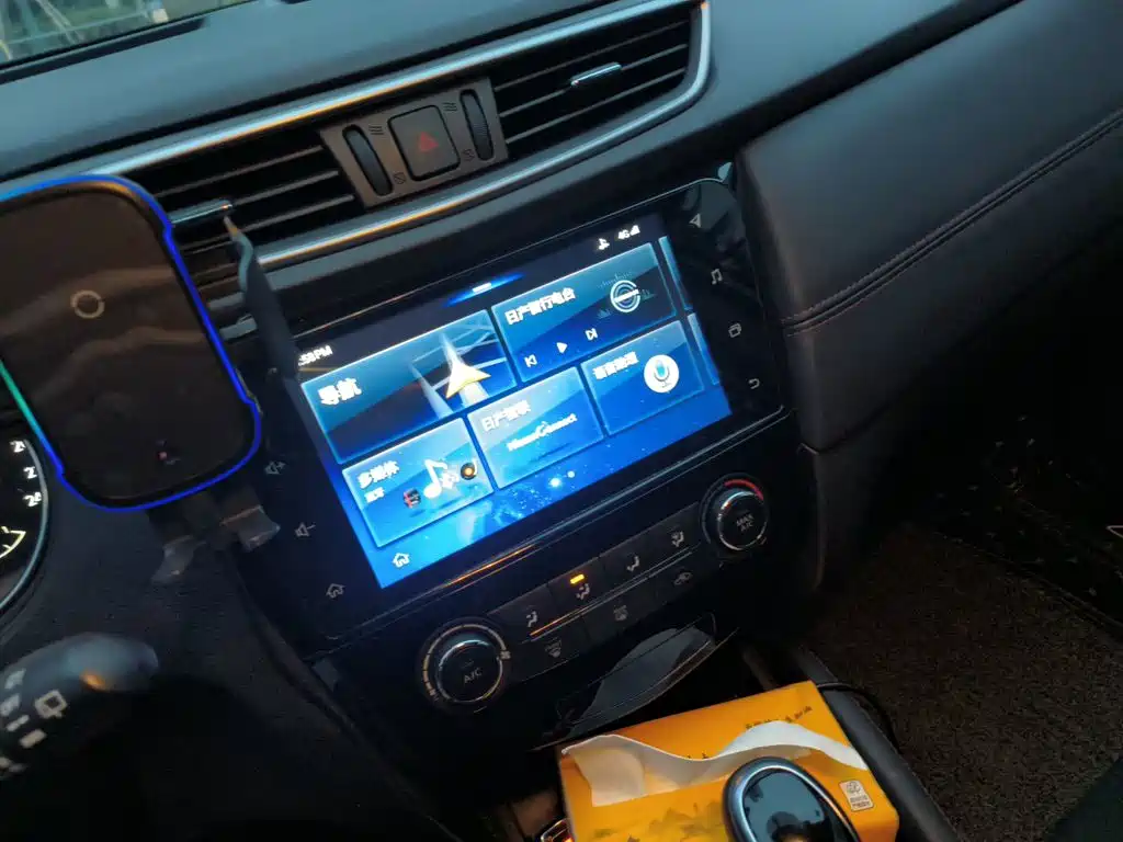 Nissan Qashqai — миниатюра 9