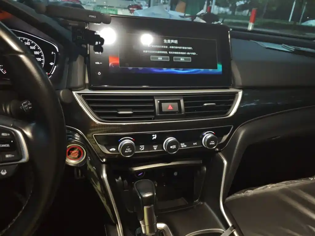 Honda Accord — миниатюра 14
