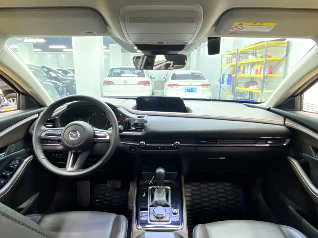 Mazda CX-30 — миниатюра 12