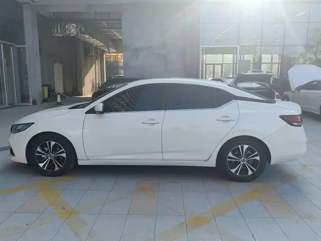 Nissan Sylphy — миниатюра 3