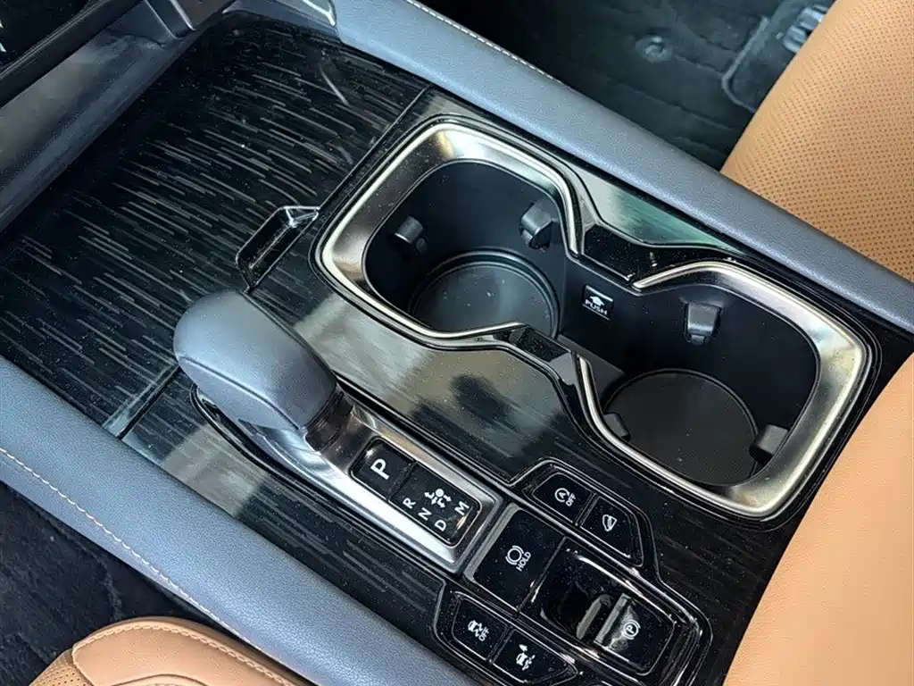 Lexus RX — миниатюра 14