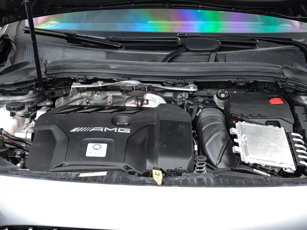 MERCEDES-BENZ GLA AMG