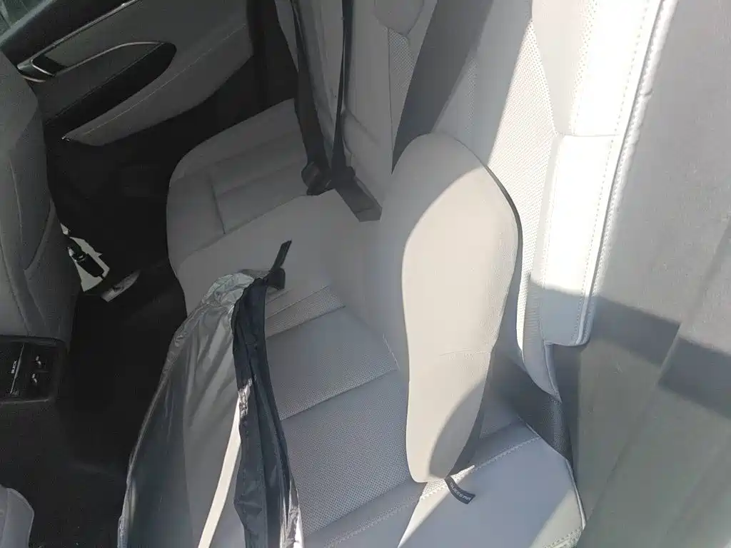 Buick E5 — миниатюра 18