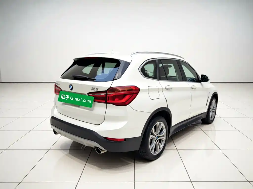 BMW X1 — миниатюра 5