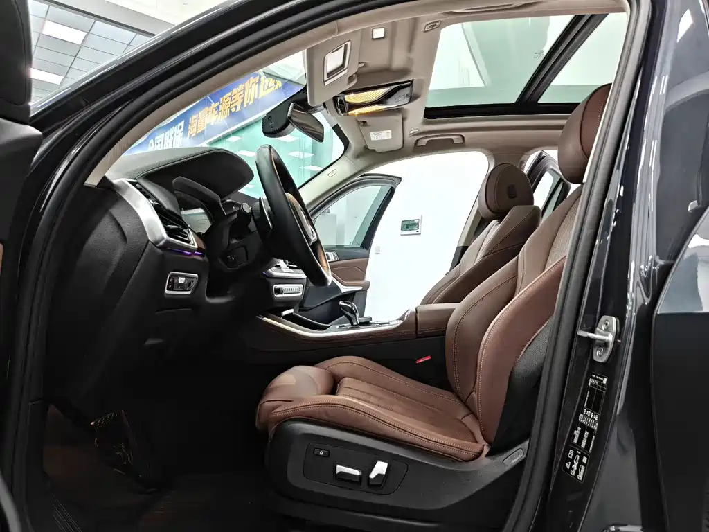 BMW X5 (Import) — миниатюра 4