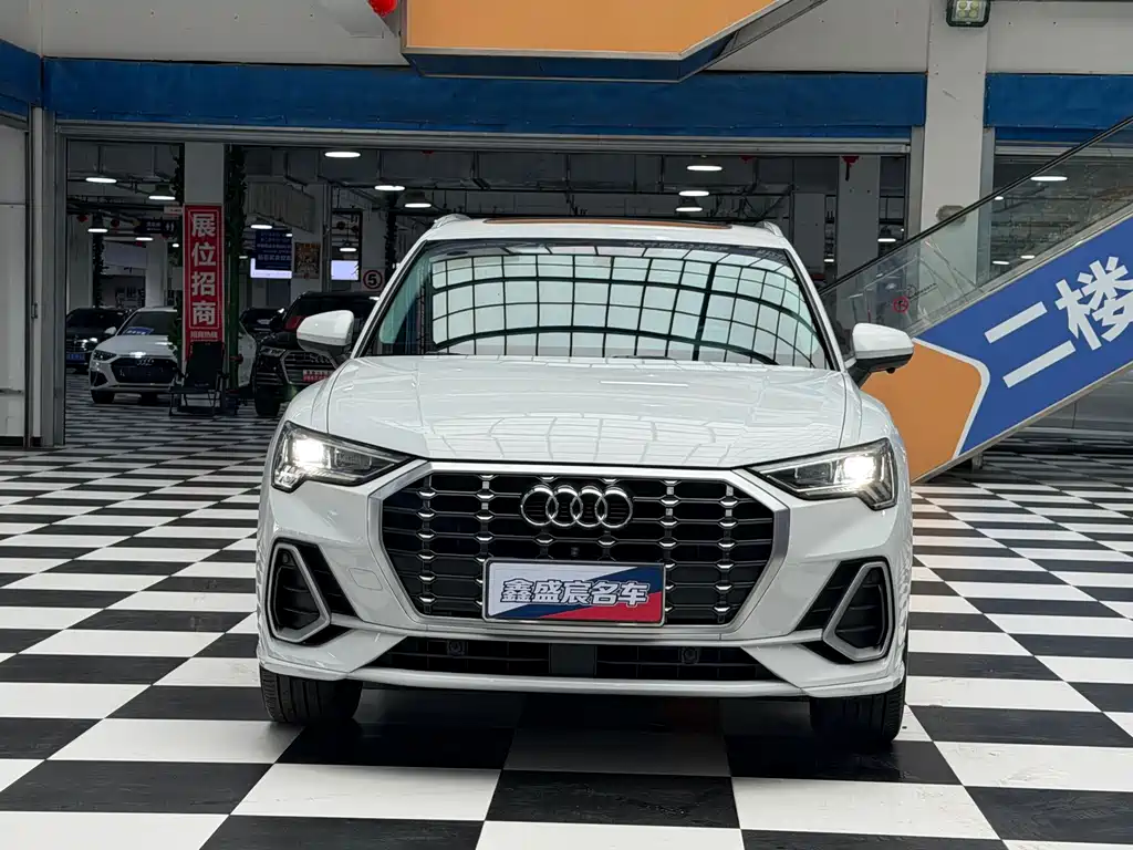Audi Q3 — миниатюра 2