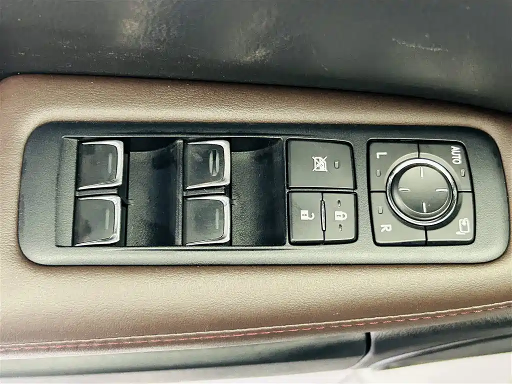 Lexus RX — фотографии объявления, Фото 18