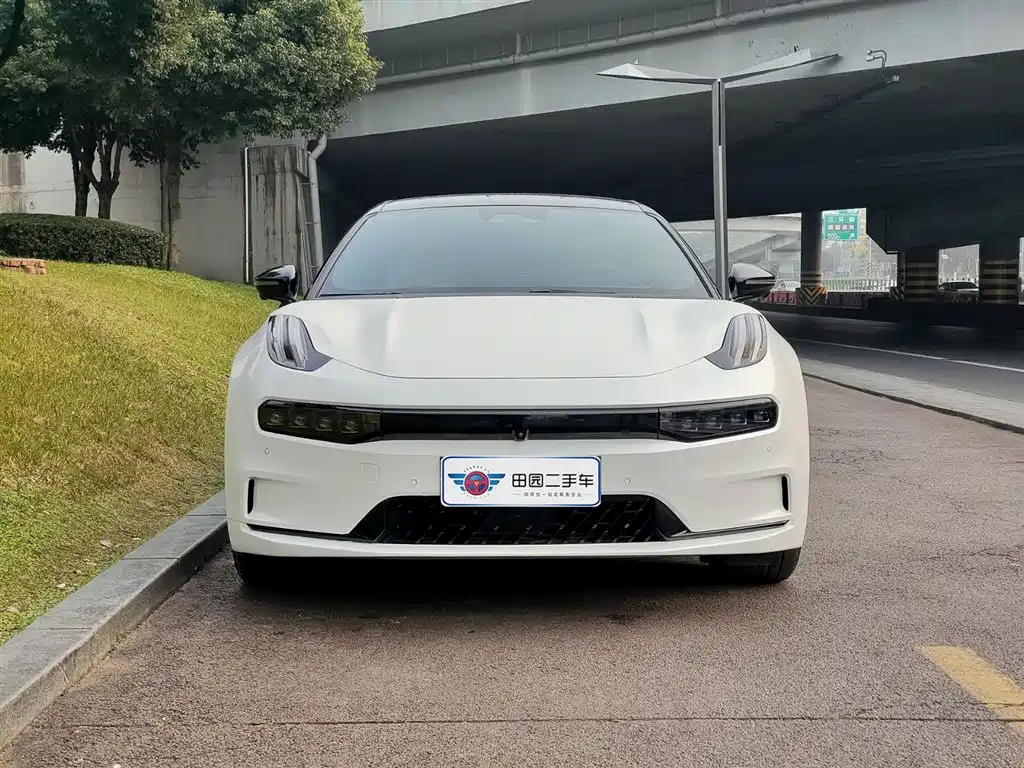 ZEEKR EXTREME KRYPTON 001