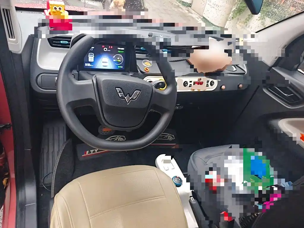 Wuling MINIEV — миниатюра 10