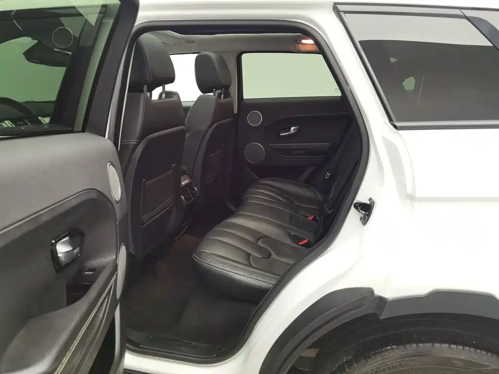 Land Rover Evoque (Import) — миниатюра 15