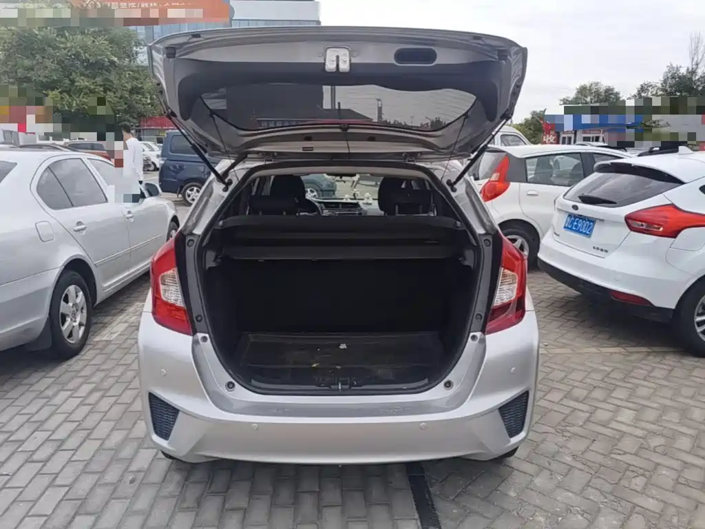 Honda Fit — миниатюра 19