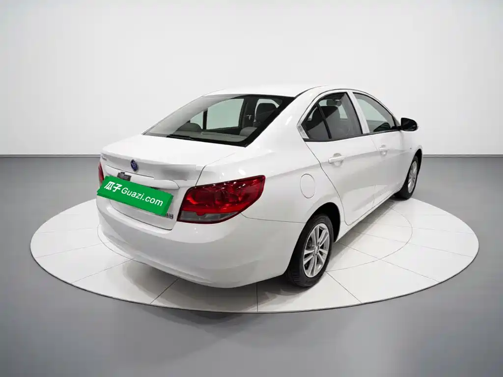 Chevrolet Sail — миниатюра 6