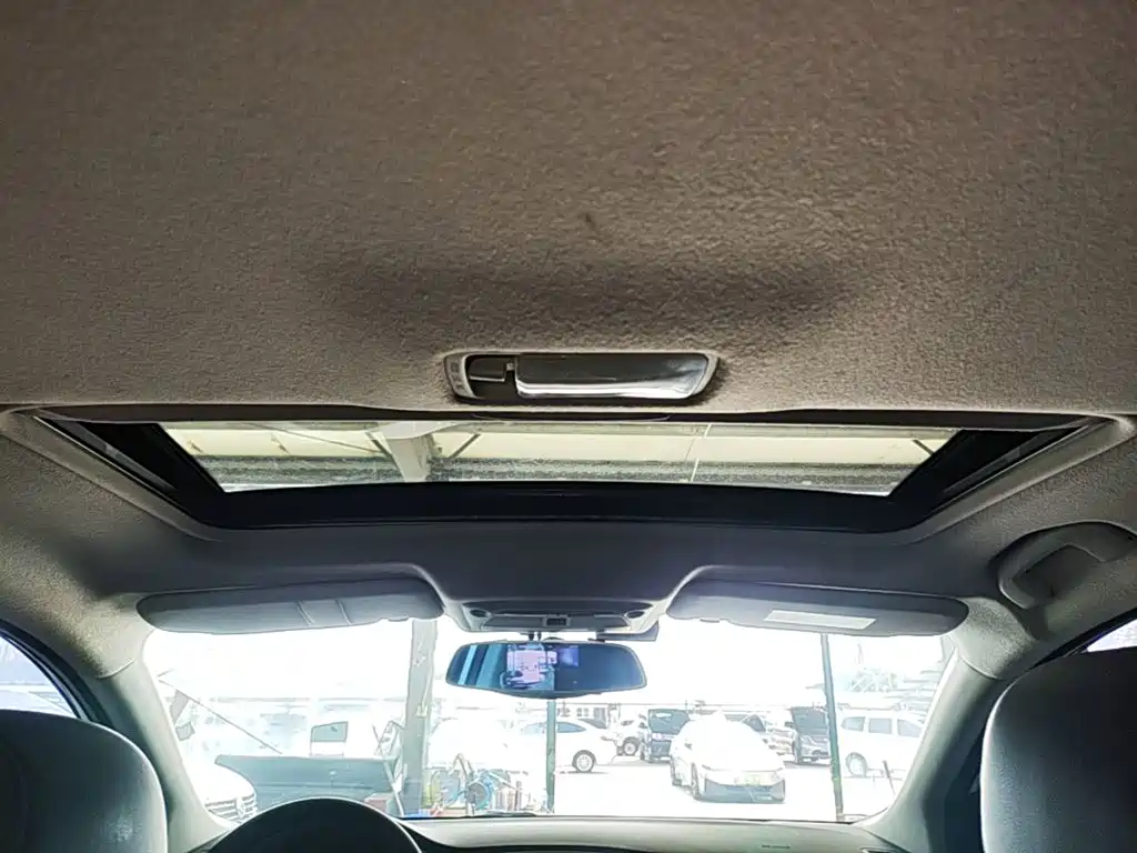 Nissan Sylphy — миниатюра 18