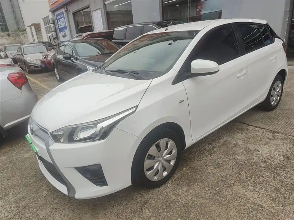 Toyota Yaris L 2016